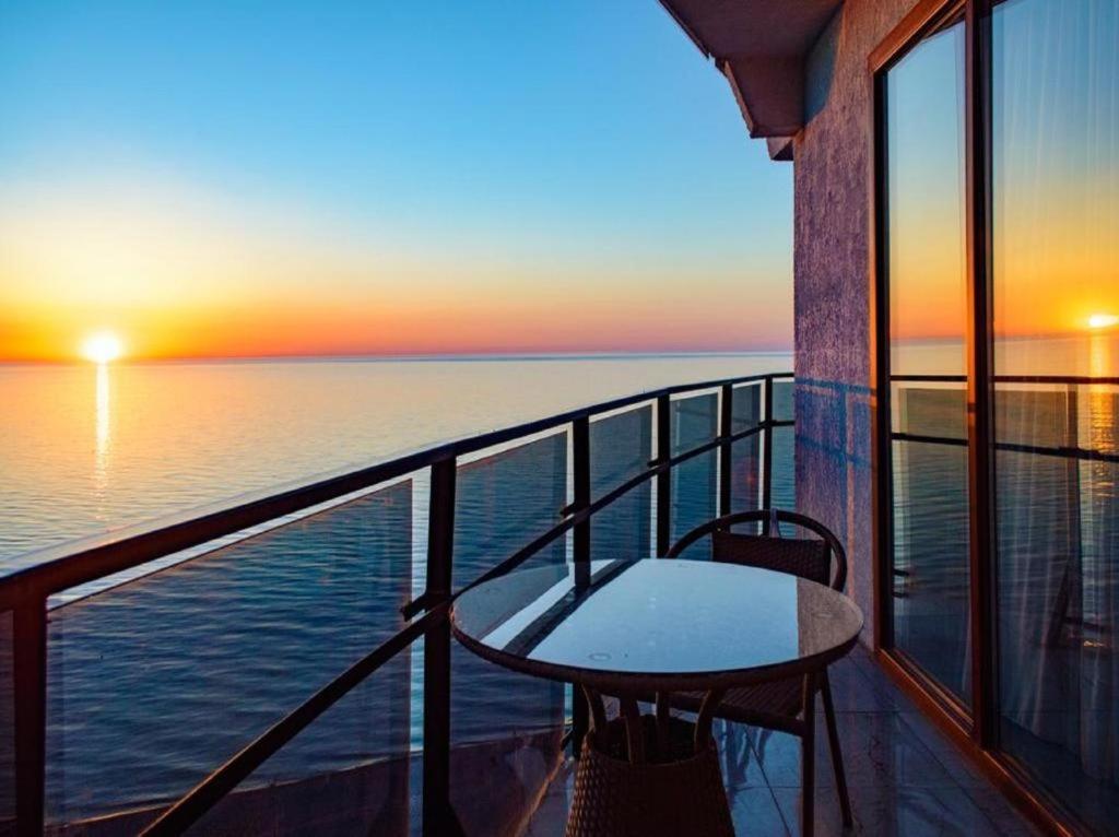 Tower Apartments Μπατούμι Εξωτερικό φωτογραφία